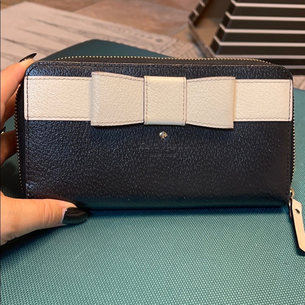 Kate spade wallet